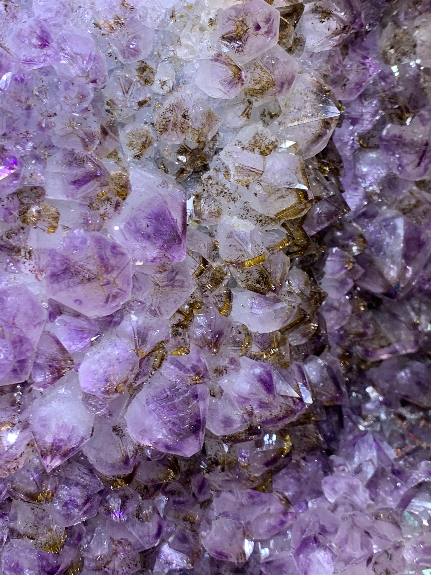 xl large amethyst geode with much rutilated rare straight cave 直筒钛晶洞 携带管腰带💯100%天然紫钛晶洞 144kg 120cm