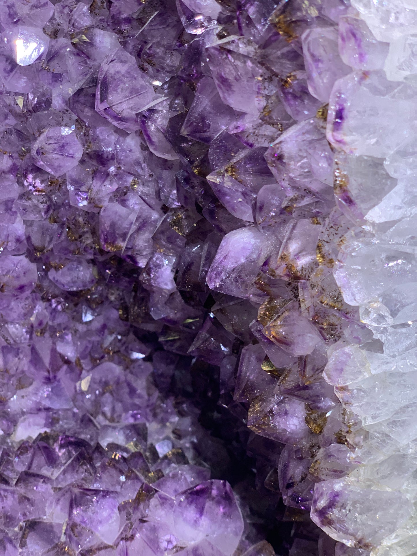 xl large amethyst geode with much rutilated rare straight cave 直筒钛晶洞 携带管腰带💯100%天然紫钛晶洞 144kg 120cm