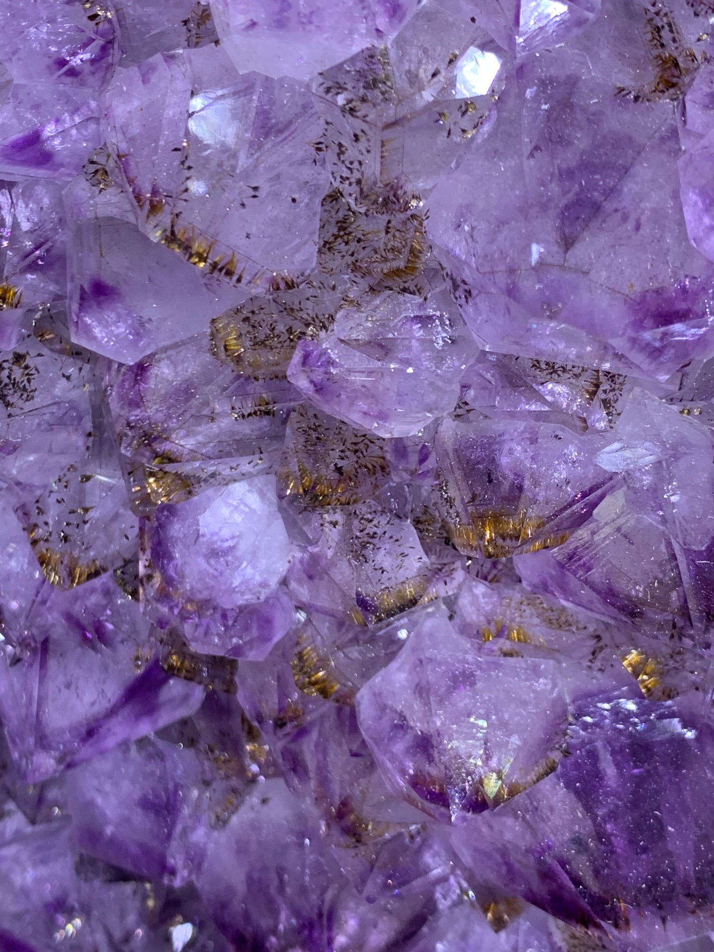 xl large amethyst geode with much rutilated rare straight cave 直筒钛晶洞 携带管腰带💯100%天然紫钛晶洞 144kg 120cm
